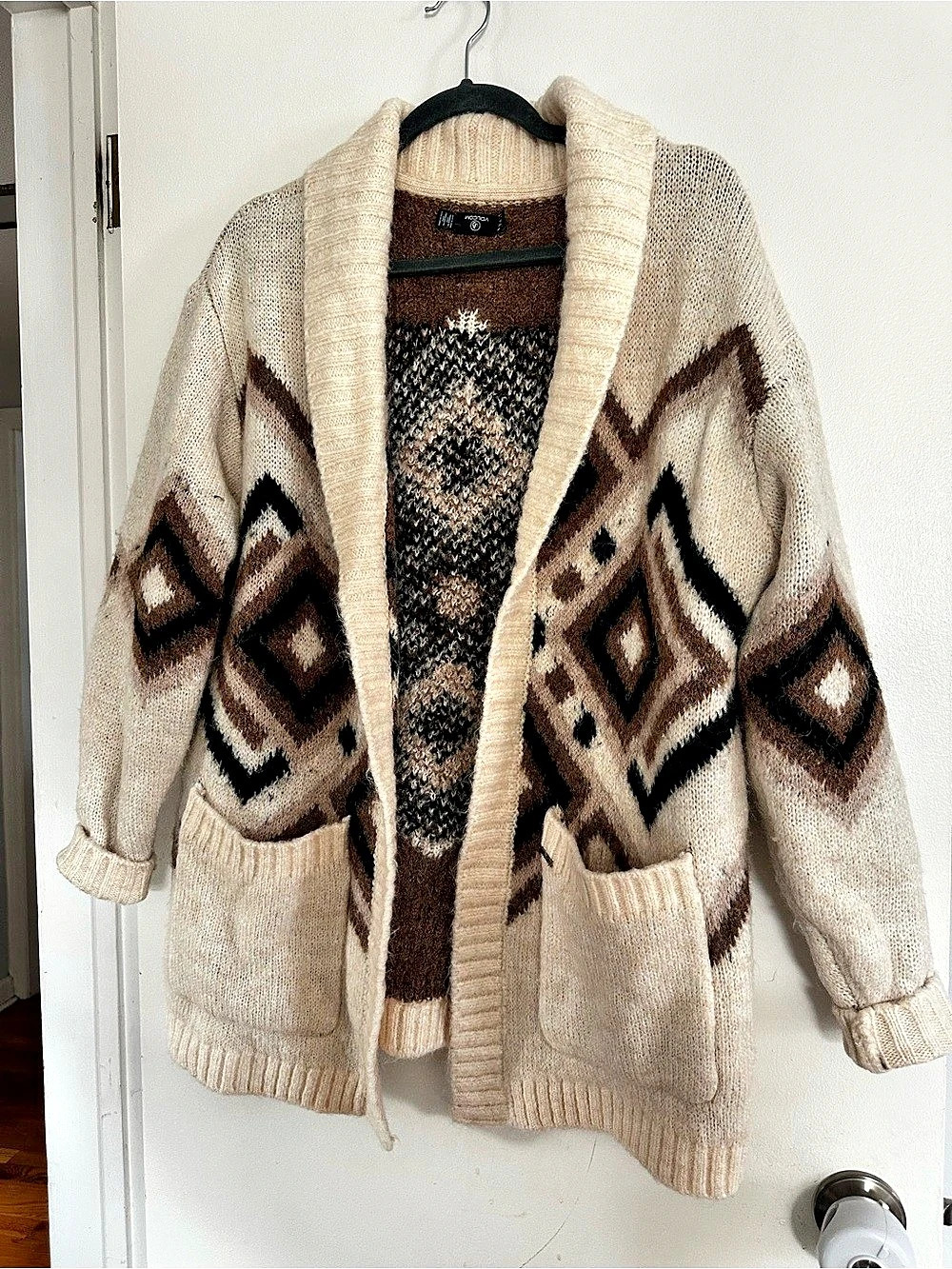 Volcom Aw Peow Knit Cardigan Cream & Brown Size Medium like New